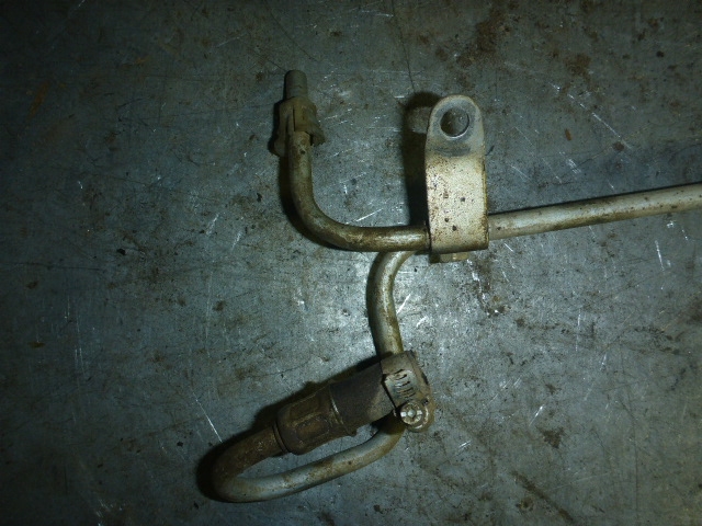 Трубка топливная