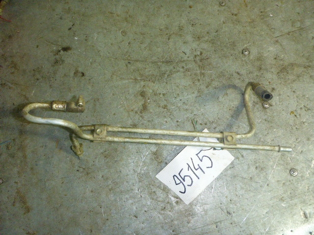 Трубка топливная