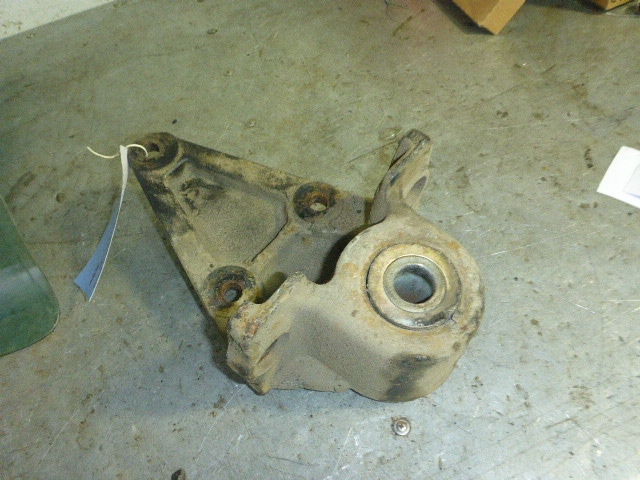 Кронштейн (сопут. товар)