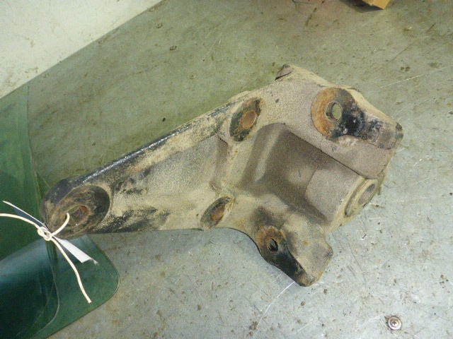 Кронштейн (сопут. товар)