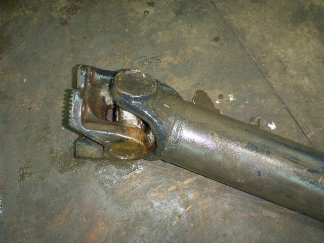 Вал карданный