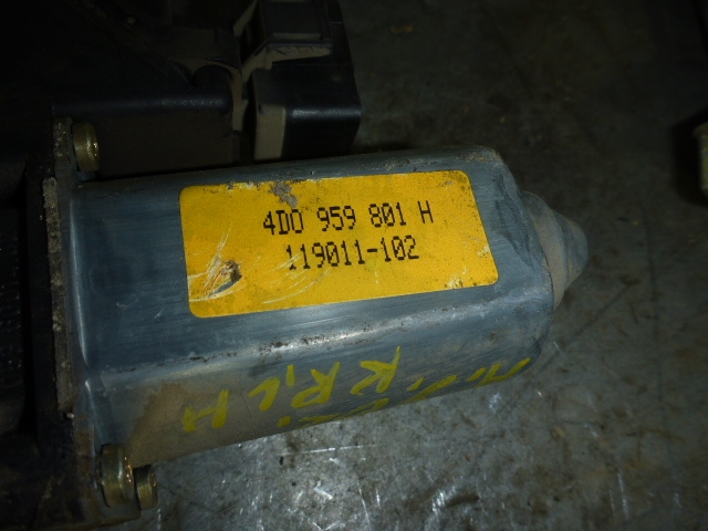 Стеклоподъемник электр. задний левый