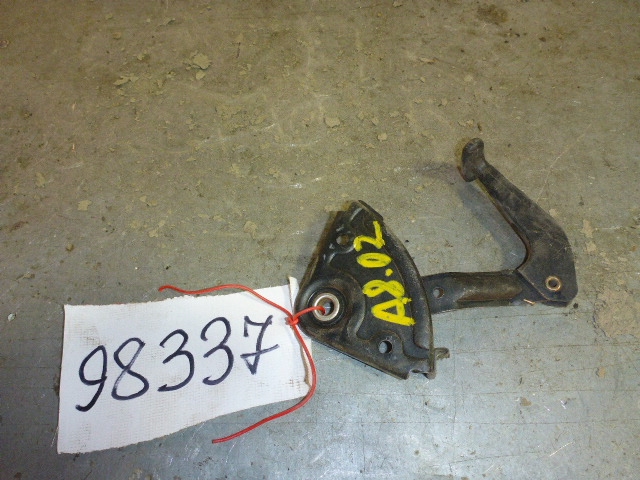 Ручка открывания капота