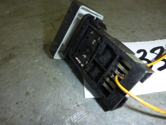 Переключатель света фар