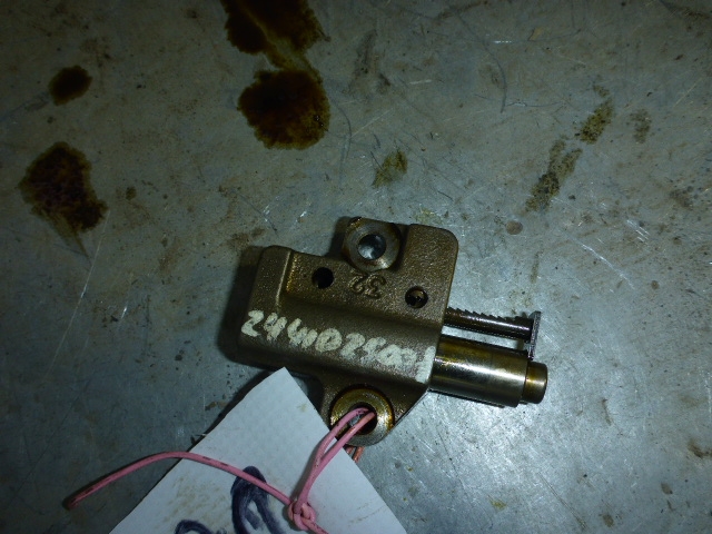 Натяжитель цепи