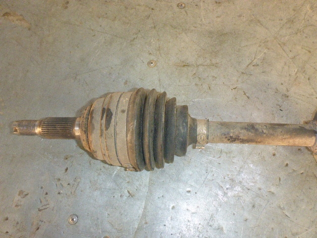 Полуось передняя правая