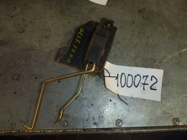 Замок двери передней правой