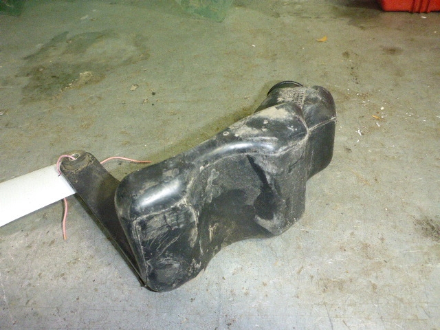 Резонатор воздушного фильтра