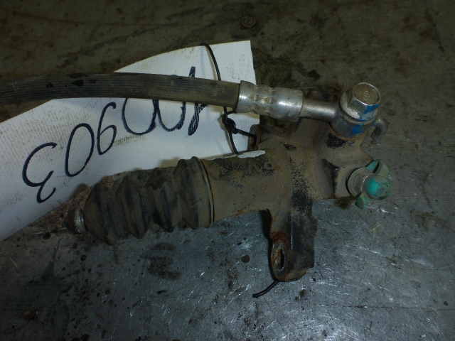 Цилиндр сцепления рабочий