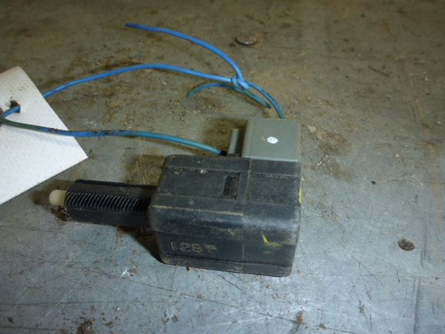 Датчик включения стопсигнала