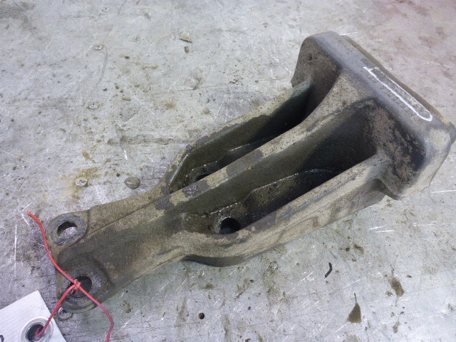 Отбойник задней рессоры