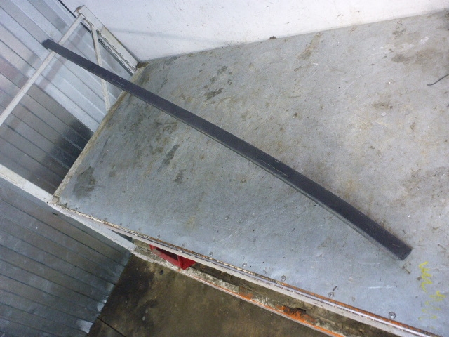 Молдинг крыши правый