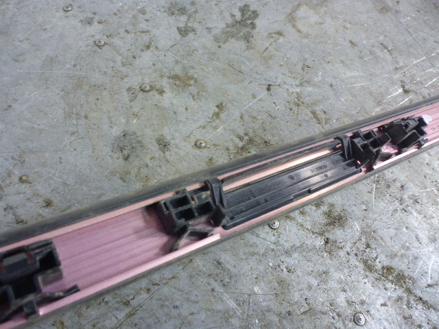 Молдинг крыши правый