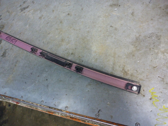 Молдинг крыши правый