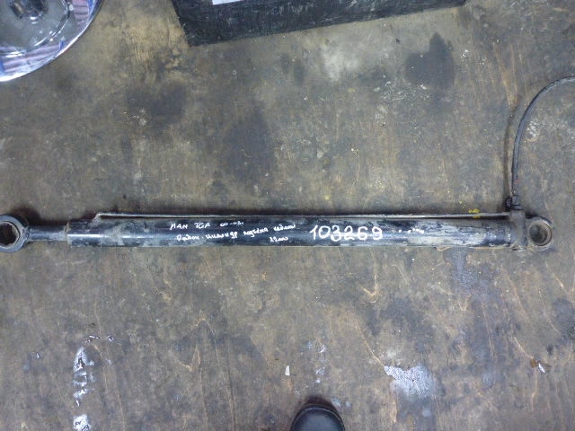 Рабочий цилиндр подъема кабины