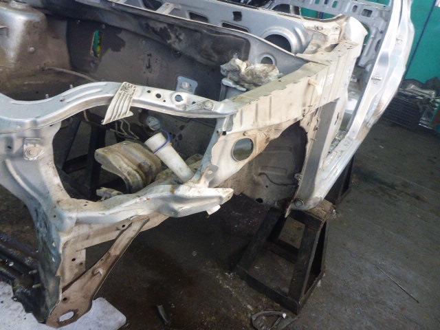 Лонжерон передний левый