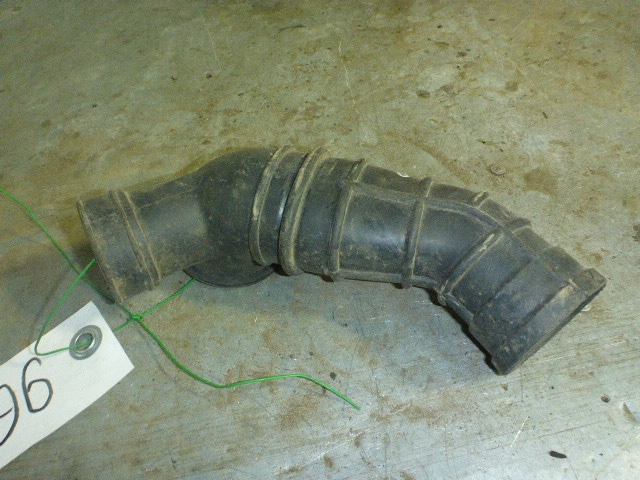 Патрубок воздушного фильтра