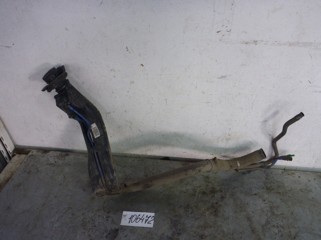 Горловина топливного бака