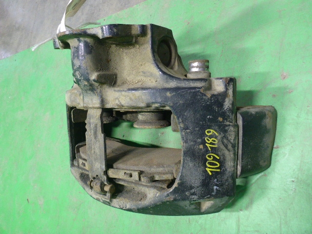 Суппорт передний левый