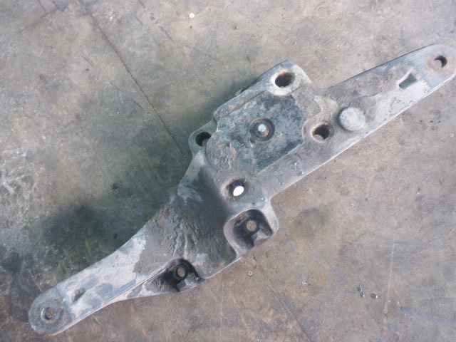 Кронштейн (сопут. товар)