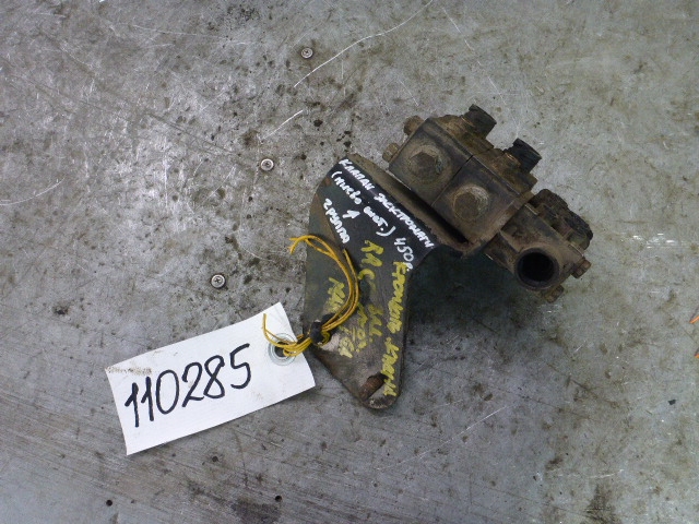 Регулятор давления тормозной системы