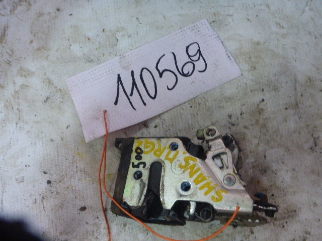 Замок двери передней правой