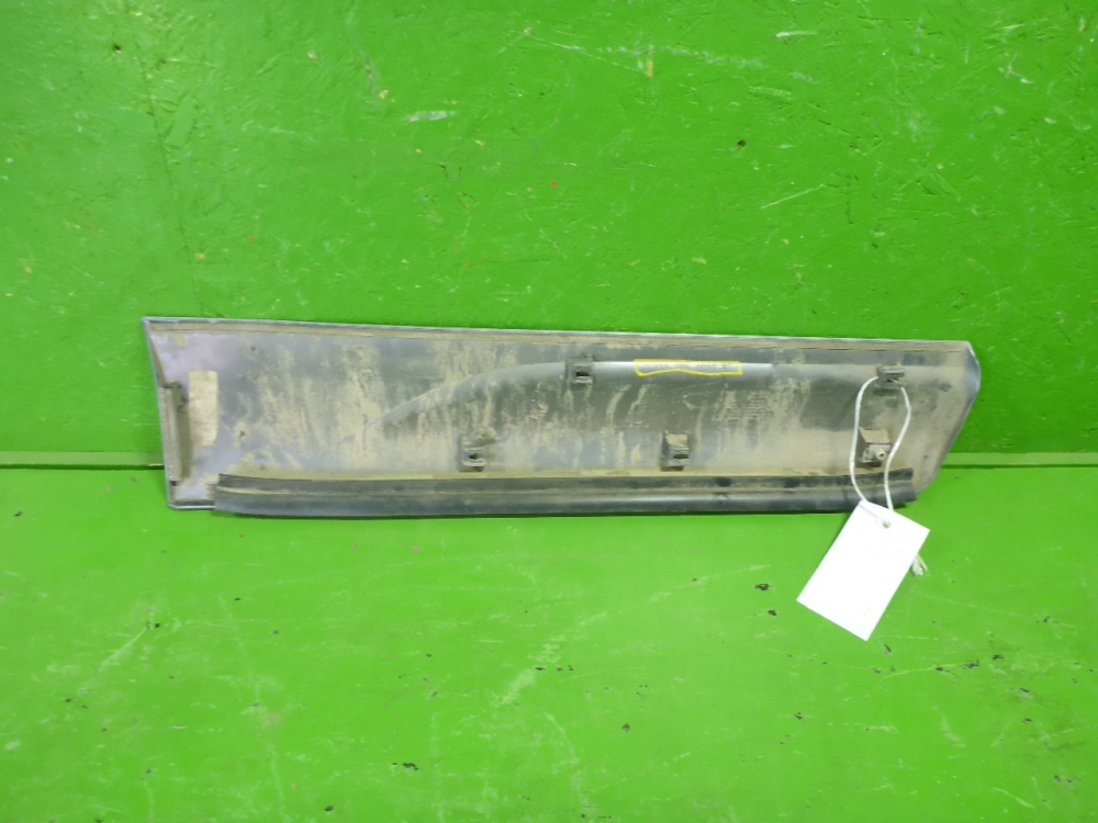 Накладка двери задней левой