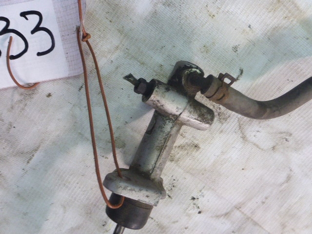 Цилиндр сцепления главный