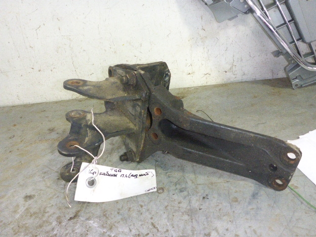 Кронштейн кабины