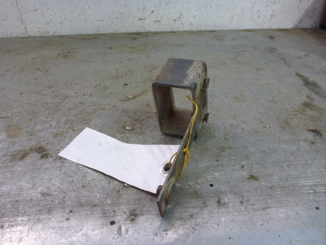 Кронштейн (сопут. товар)