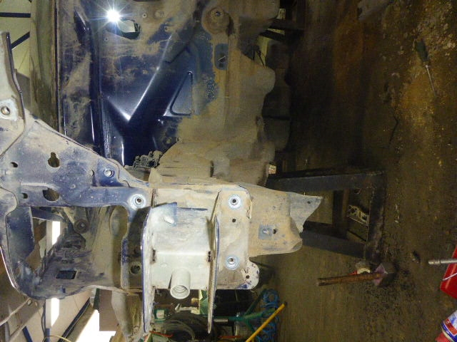 Лонжерон передний правый