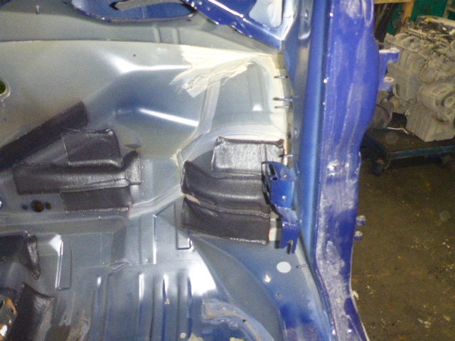 Лонжерон передний правый