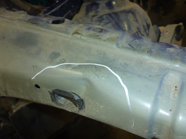 Лонжерон передний правый