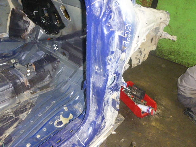 Лонжерон передний правый