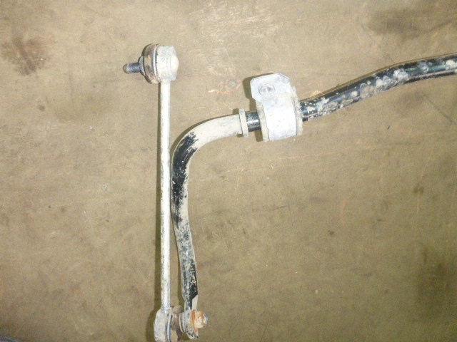 Стабилизатор передний