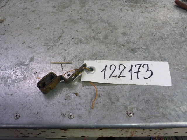 Кронштейн (сопут. товар)