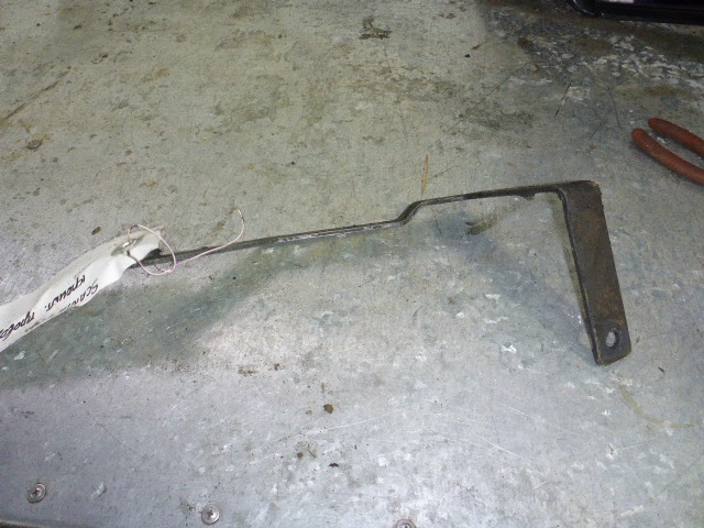 Кронштейн (сопут. товар)