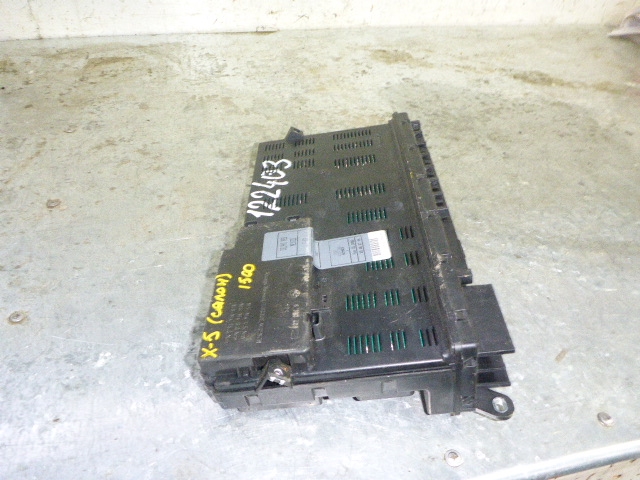 Блок предохранителей