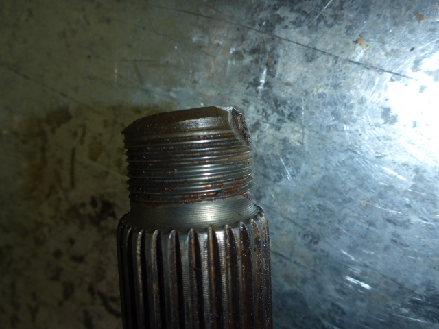 Полуось задняя левая