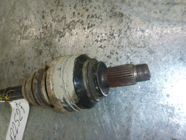 Полуось задняя левая