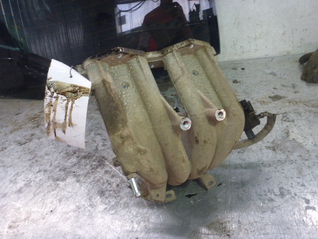 Коллектор впускной