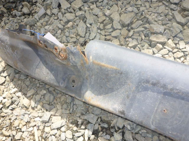 Усилитель переднего бампера