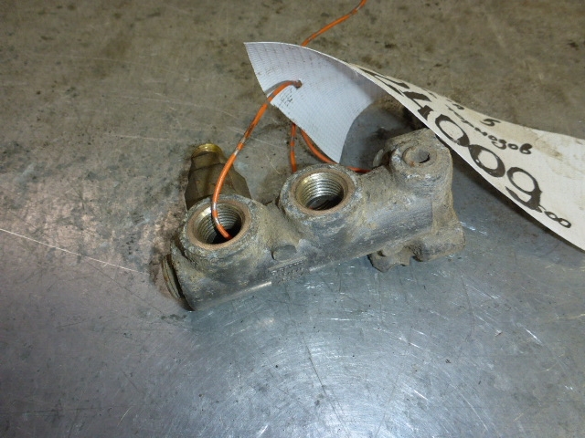 Регулятор давления тормозной системы