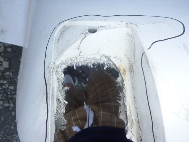 Спойлер (дефлектор) крышки багажника