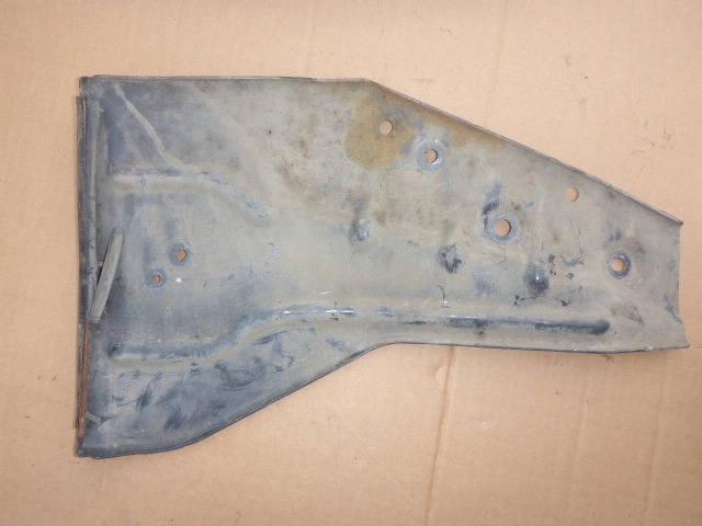 Кронштейн крепления крыла