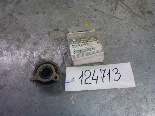 Ролик-натяжитель