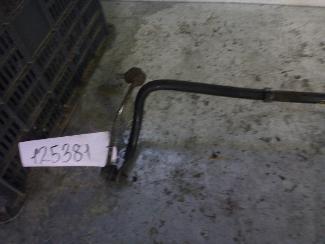 Стабилизатор передний