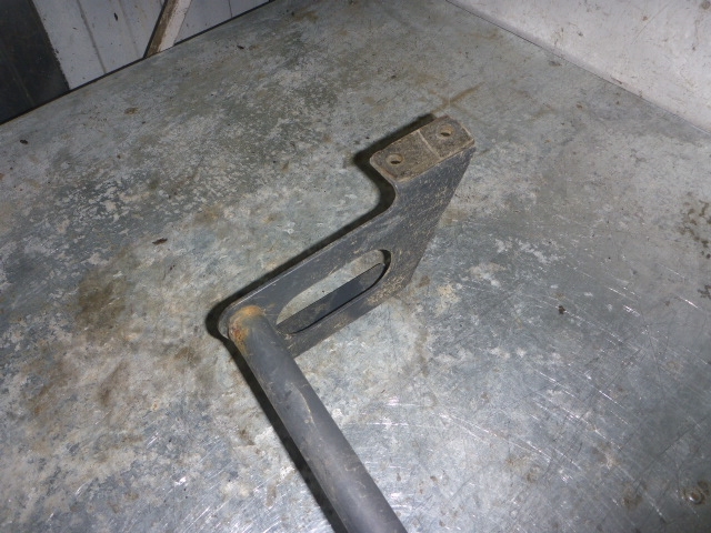 Кронштейн солнцезащитного козырька