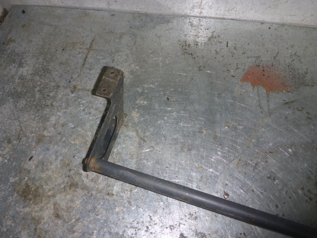 Кронштейн солнцезащитного козырька