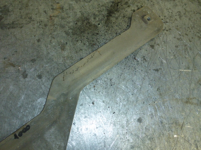 Кронштейн радиатора